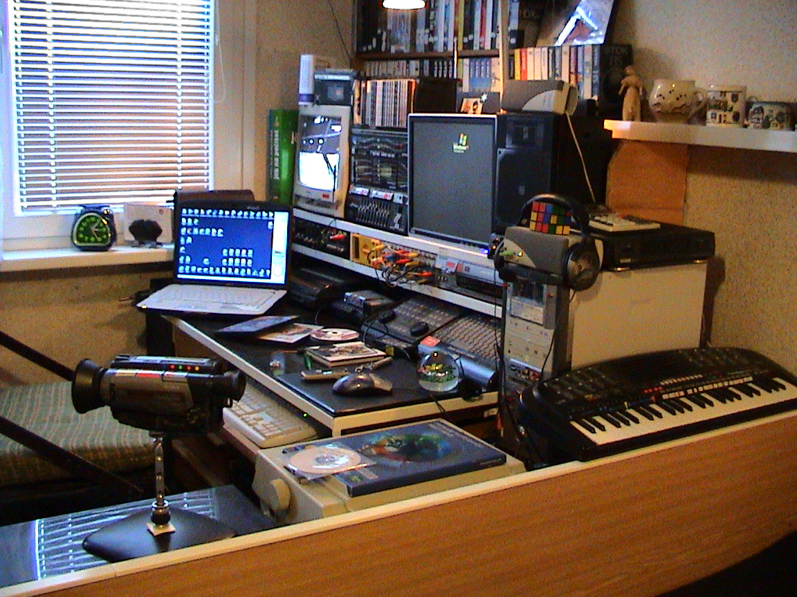 Studio LUNAVIDEO  (2).jpg